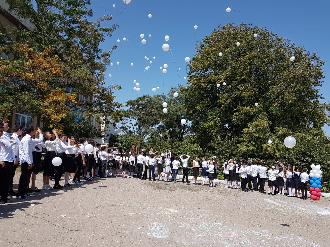 Митинг, посвященный Дню солидарности в  борьбе с терроризмом прошел в МБОУ СОШ №16